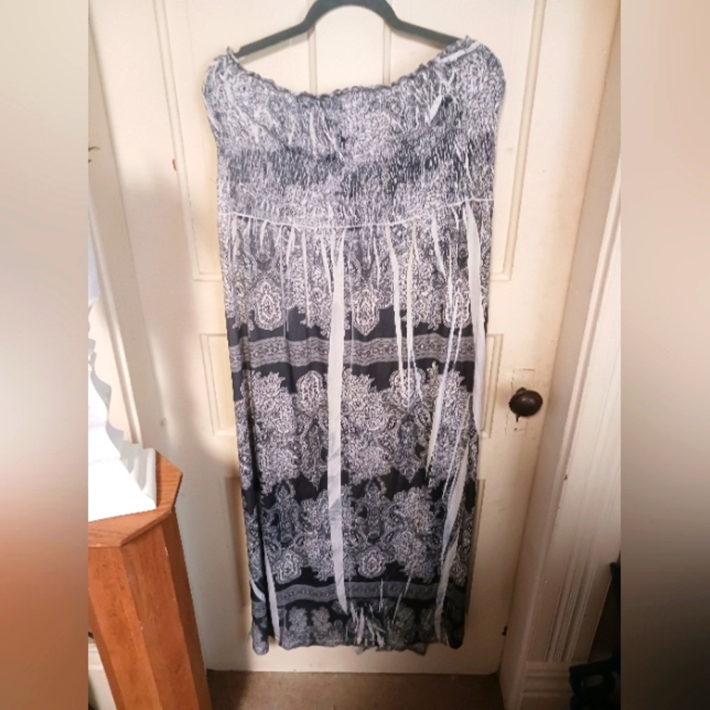 Strapless midi dress plus